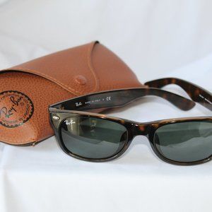 Ray-Ban ***** New Wayfarer Classic Sunglasses